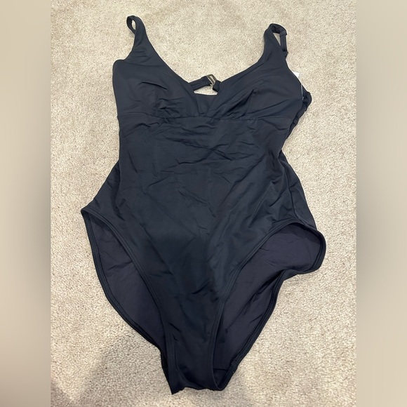 Andie Swim The Tahiti One Piece Swimsuit Size M NWT - Picture 3 of 4